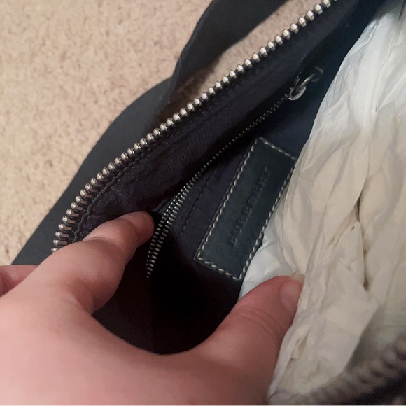 Burberry Barrel Bag - Picture 3 of 7